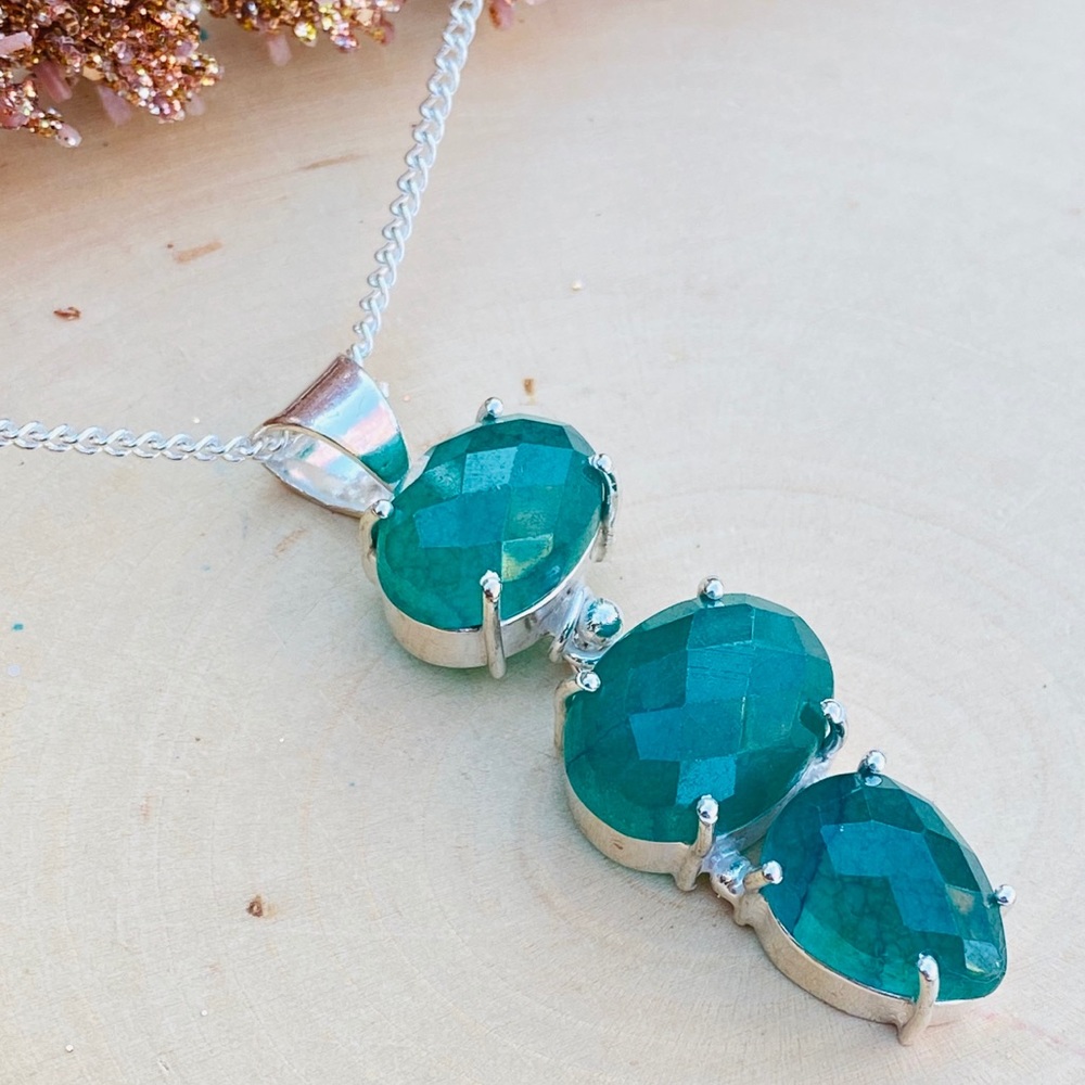 Emerald Gemstone Sterling Silver Pendant Necklace